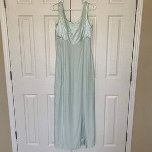 ILGWU Medium Mint Green Full Length Dress Sleeveless Gown With Slit Vintage